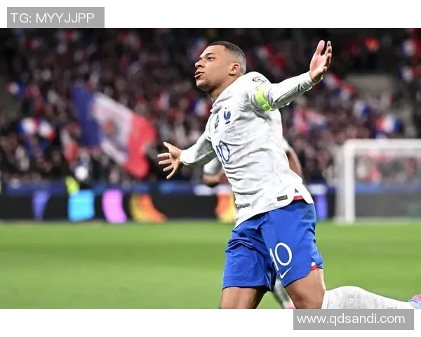 足球明星加盟球队后亲自驾车到训练场引发球迷热议 足球明星加盟球队后亲自驾车到训练场引发球迷热议